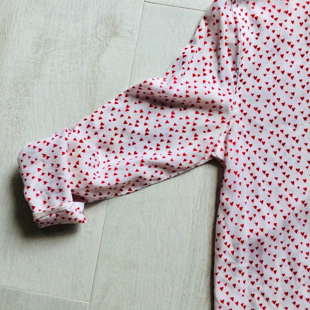 BEACHLUNCHLOUNGE HEARTS BUTTON UP DOWN RED-WHITE - Picture 3 of 6
